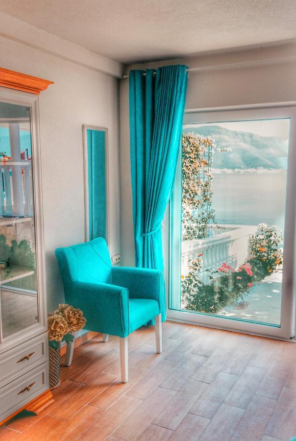 Boka Apartments Tivat Luaran gambar